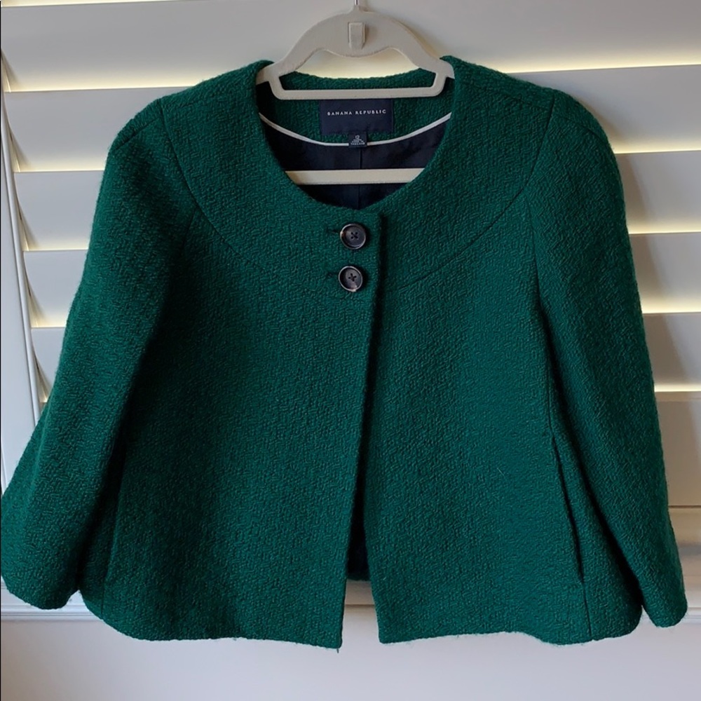 Cropped wool jacket